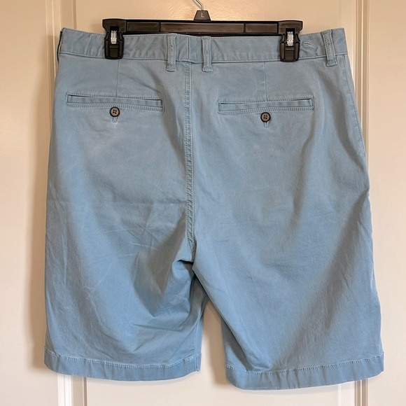 Tommy Bahama Flat Front Casual Shorts Men's Size 33 - Picture 2 of 7